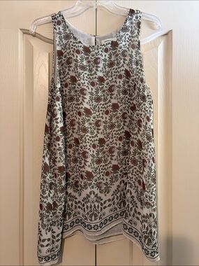 Max Studio White Floral Sleeveless Camisole with Olive and Rust Print